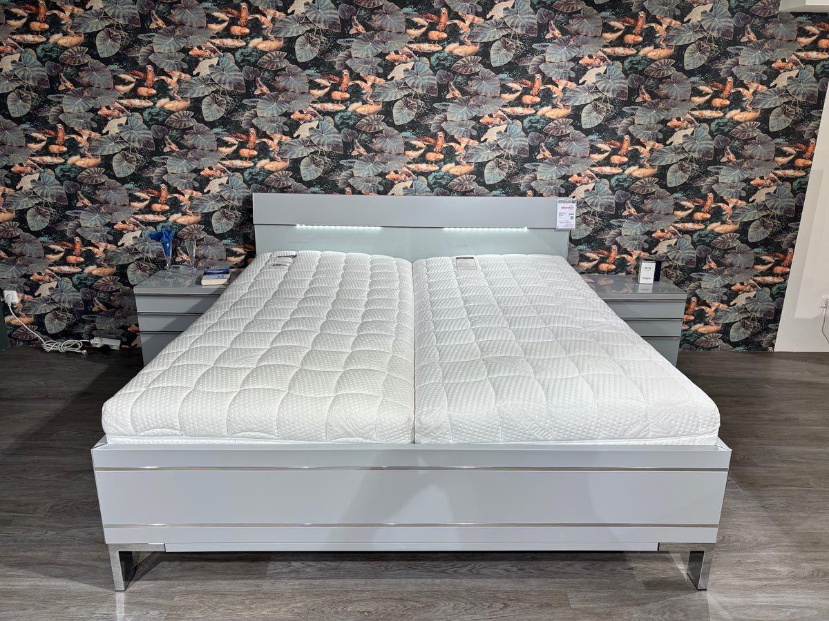 Bettanlage "Sinfonie" Dekor hellgrau.