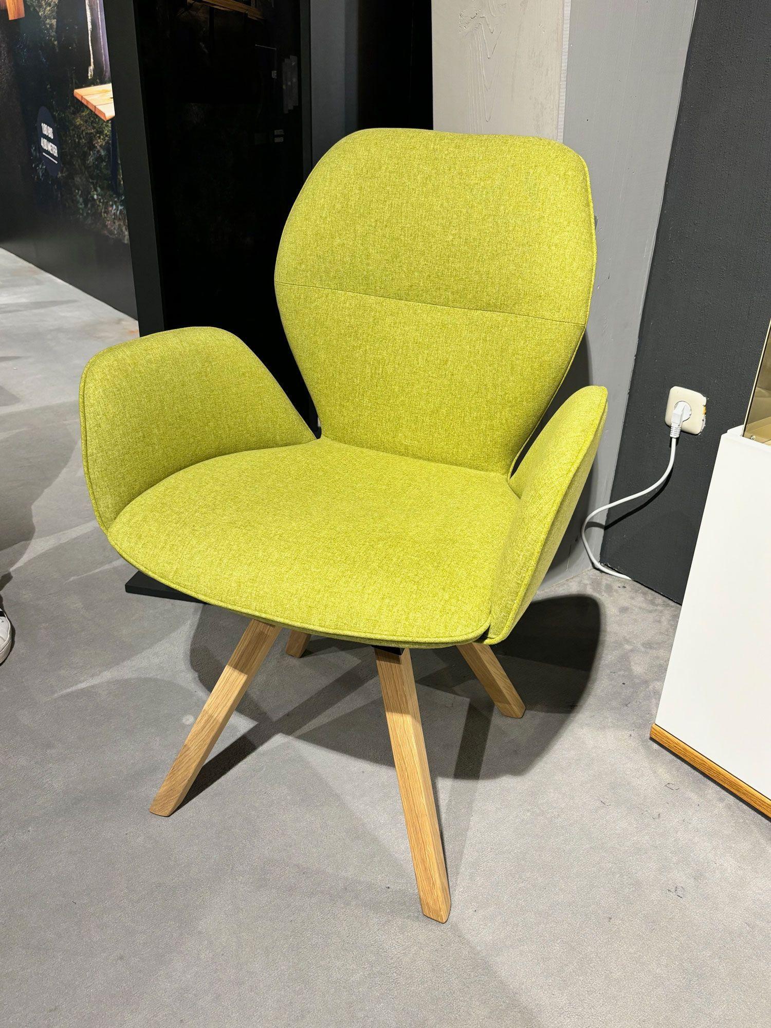 Stuhlgruppe "Merlot" Bezug 855 Venice grün