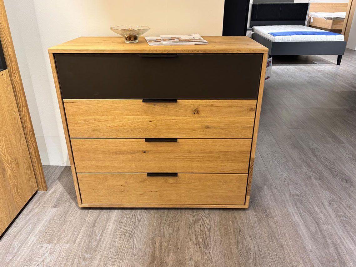 Kommode Casada Chur Wildeiche massiv.