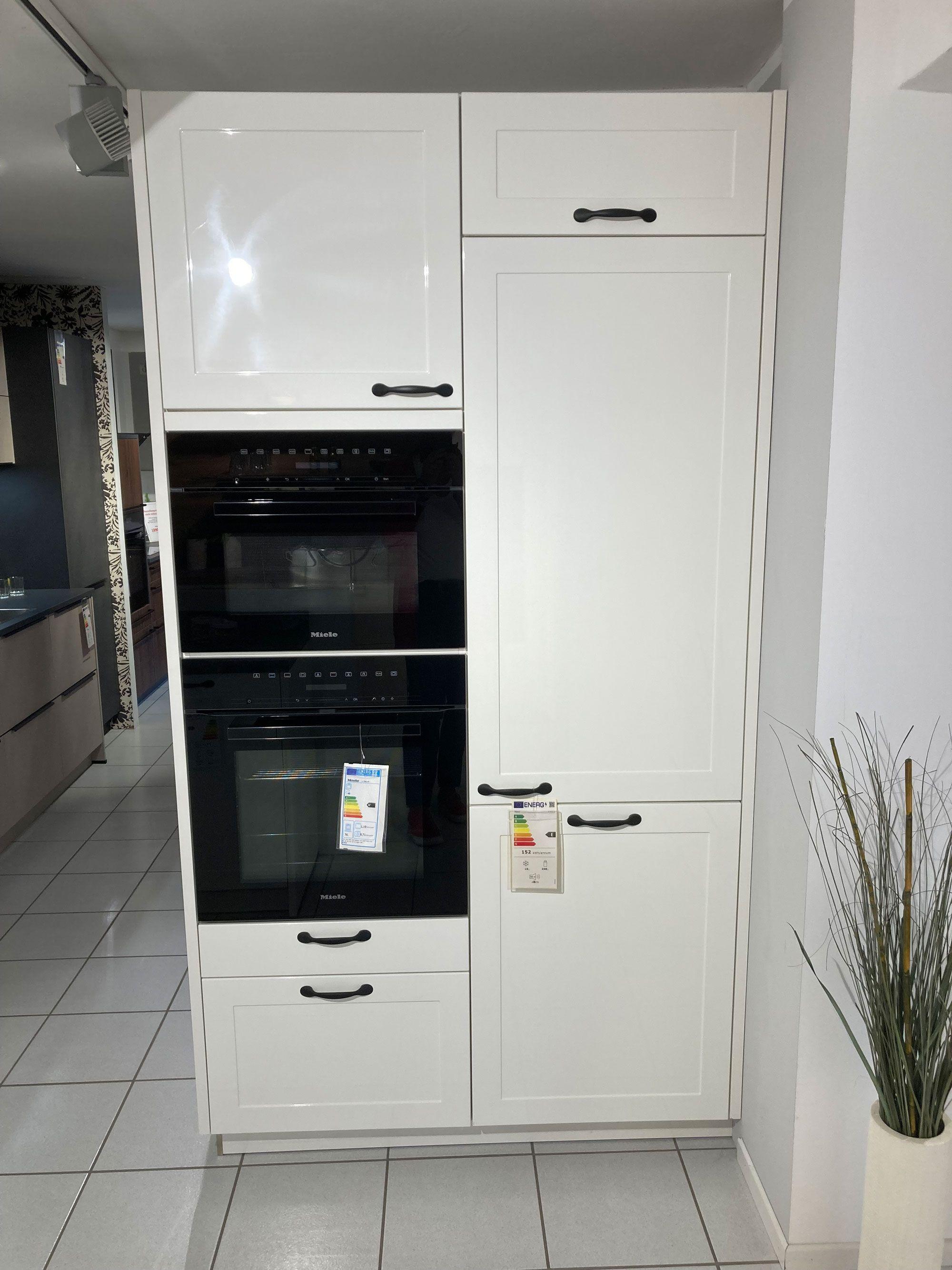 Häcker Concept Granada Küche weiß.