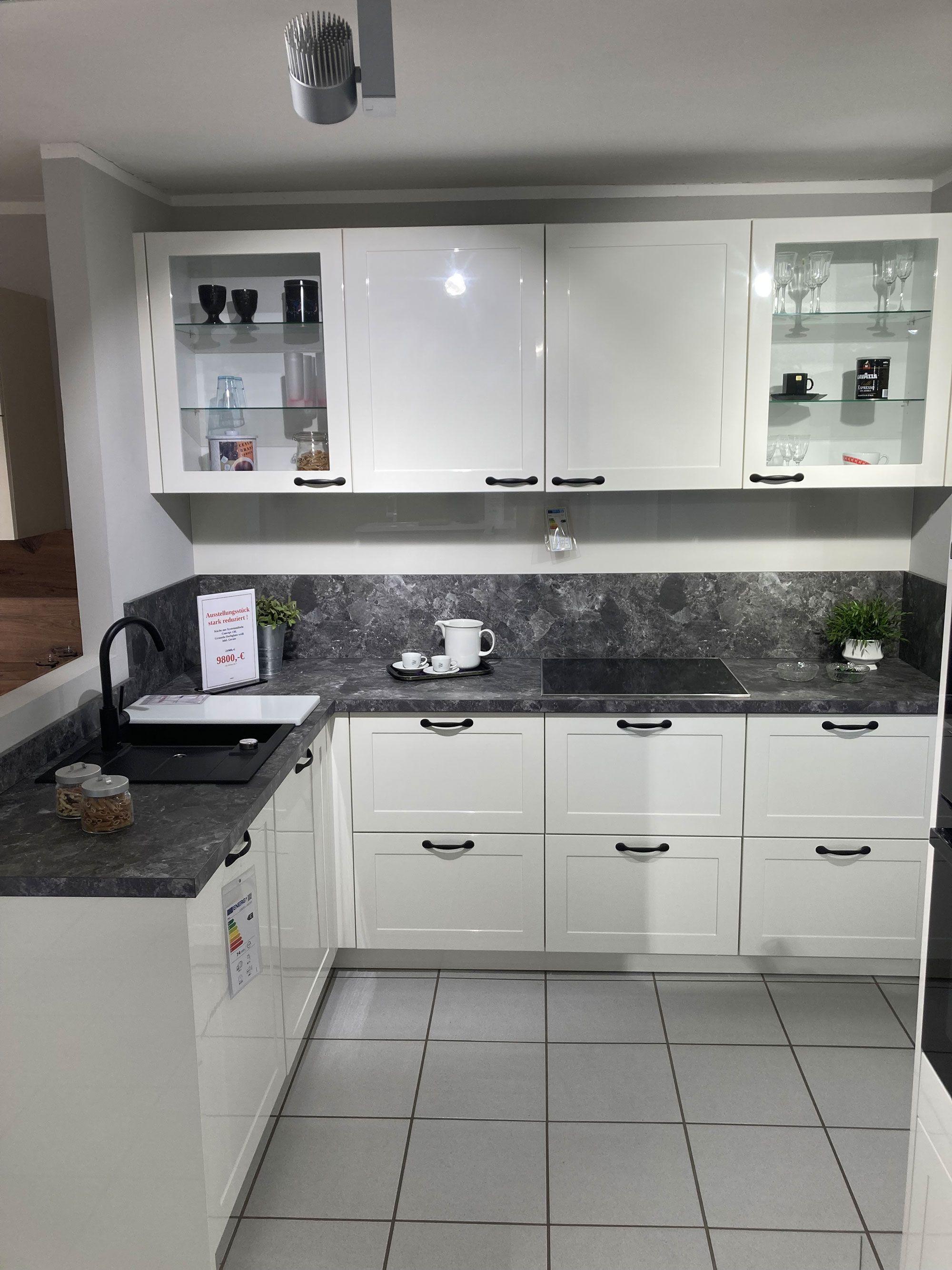 Häcker Concept Granada Küche weiß