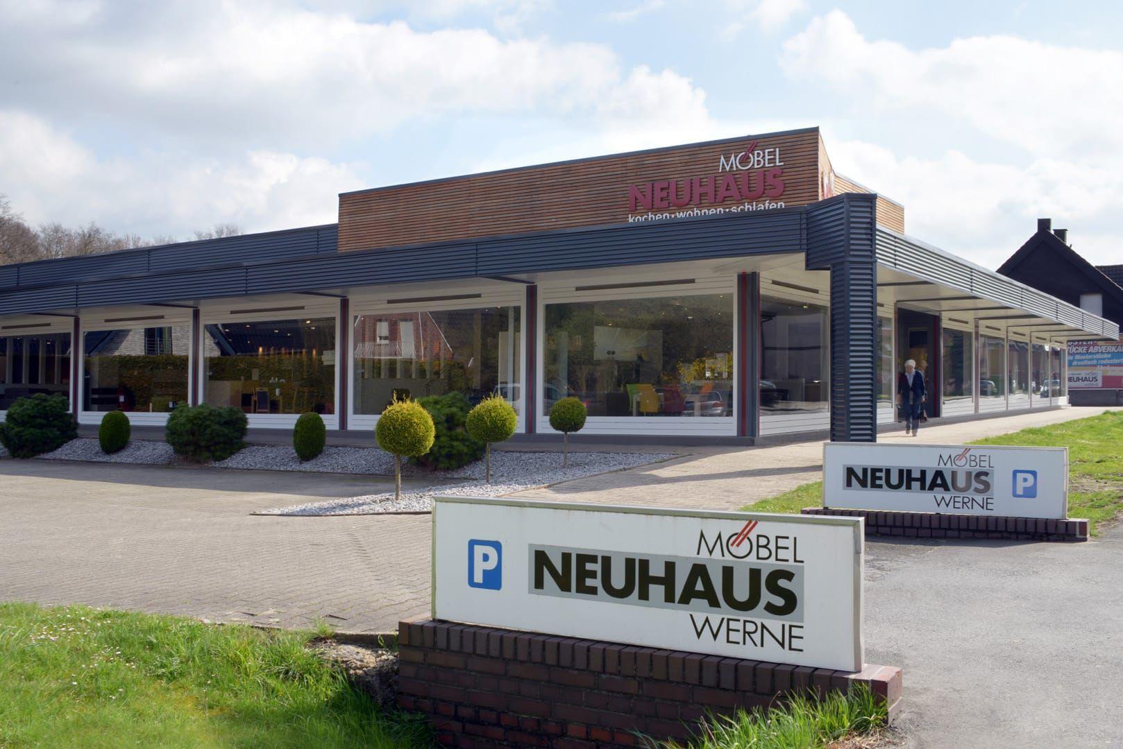 Außenansicht Möbel Neuhaus